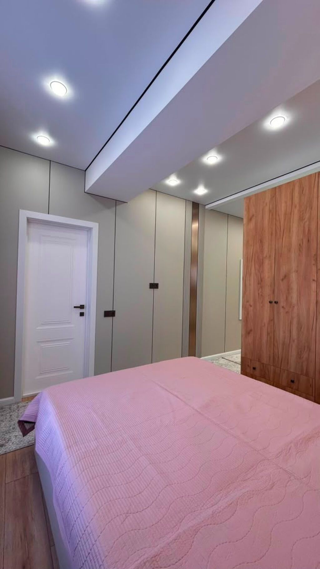 2 комнаты, 52 м², Золотой квадрат Элитка, 8 этаж, Дизайнерский ремонт: фото 3