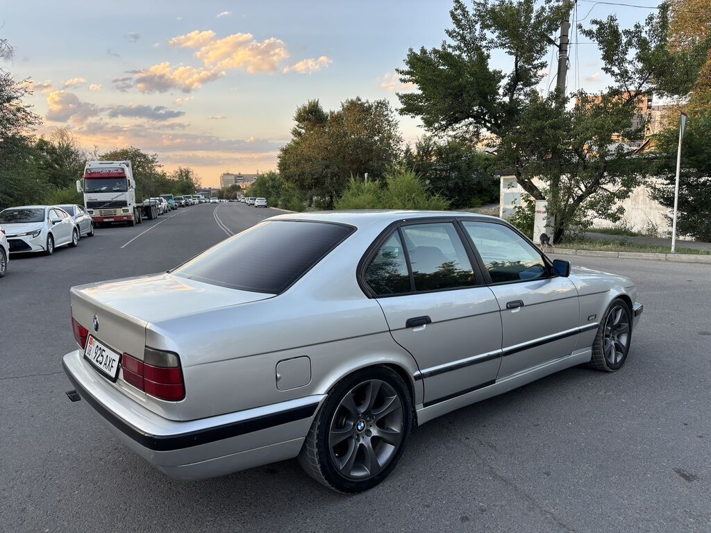 BMW 5 series: 1995 г., 2.5 л, Механика, Бензин, Седан: фото 5