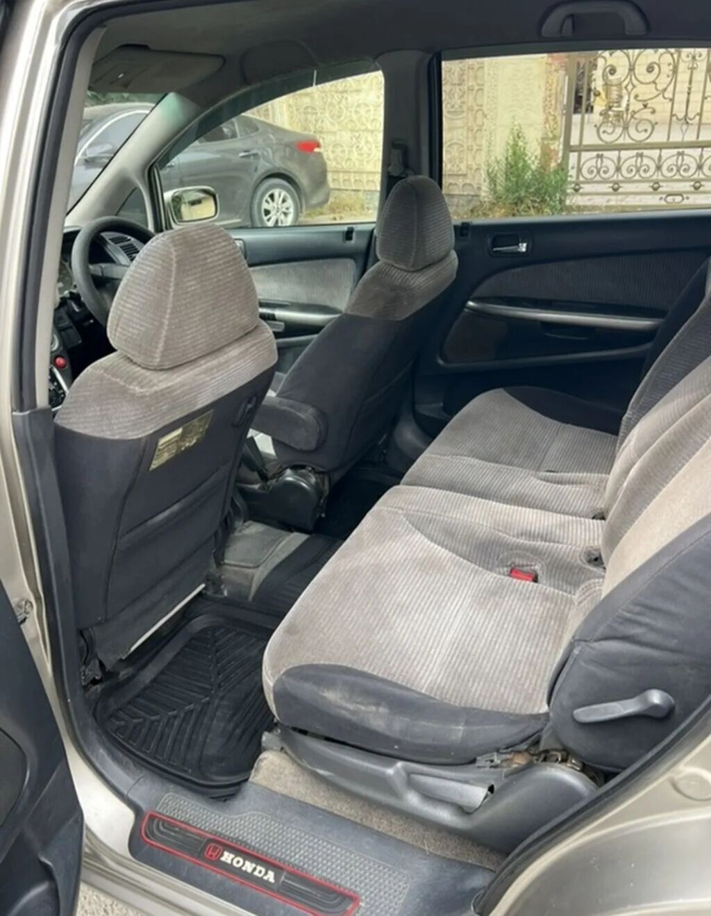 Honda Stream: 2001 г., 2 л, Типтроник, Бензин, Минивэн: фото 6