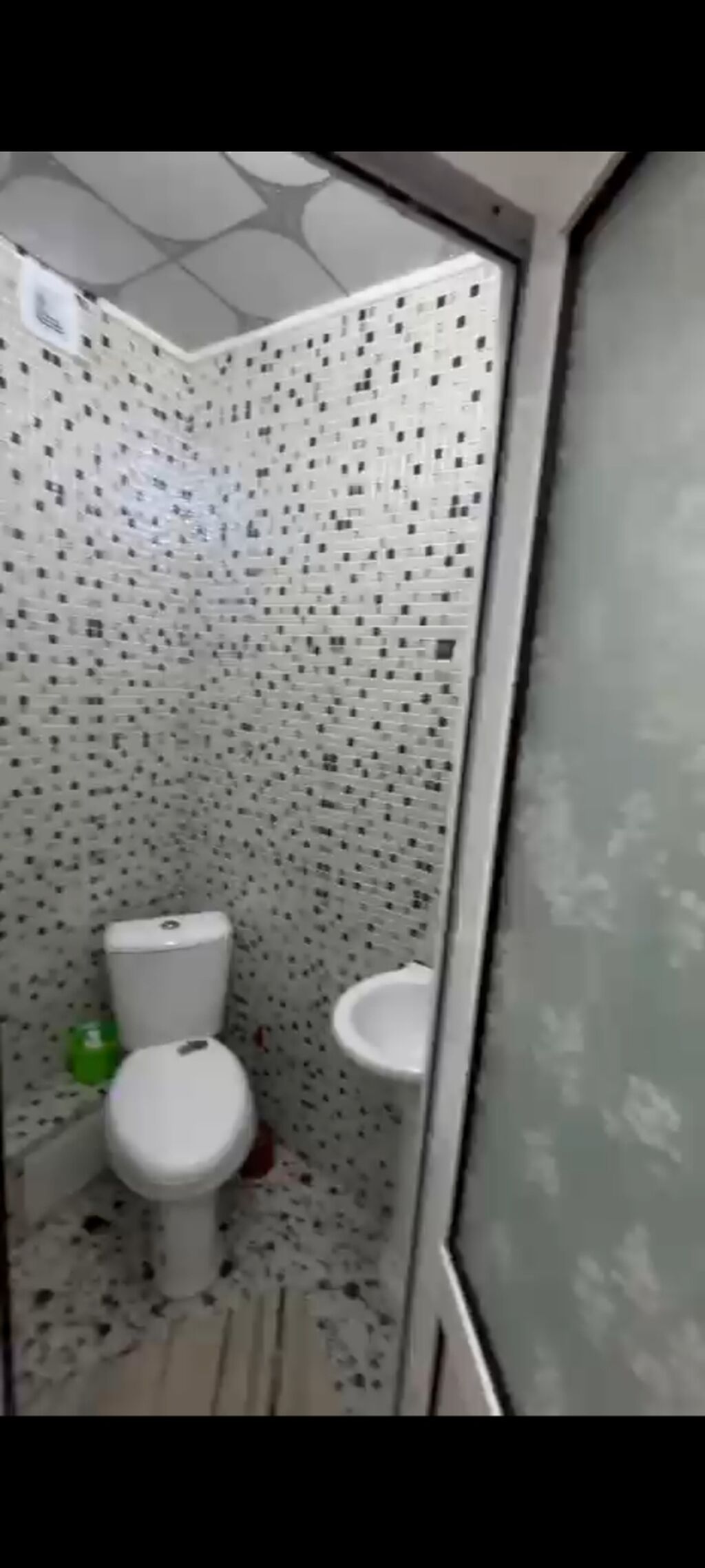 Продам 4-комнатную квартиру 105 м² в Кызыл-Кии: фото 2