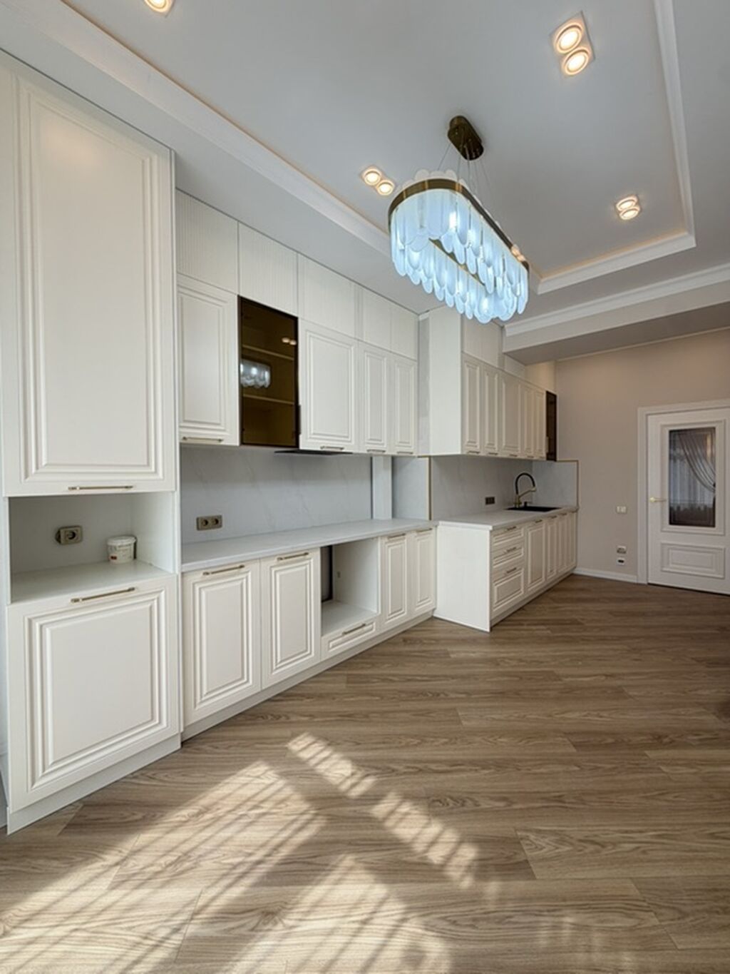 3 комнаты, 103 м², Элитка, 7 этаж, Евроремонт: фото 1