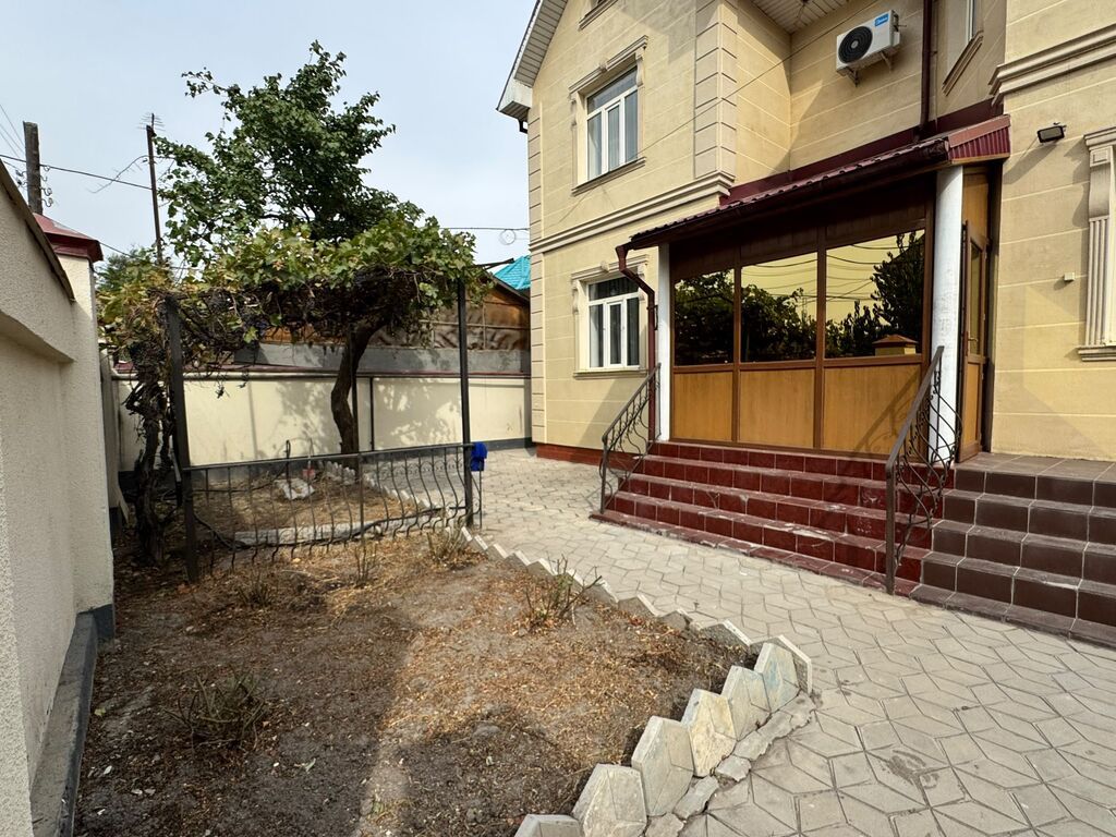 340 м², 6 комнат и более, ул. Горького / Панфилова: фото 2