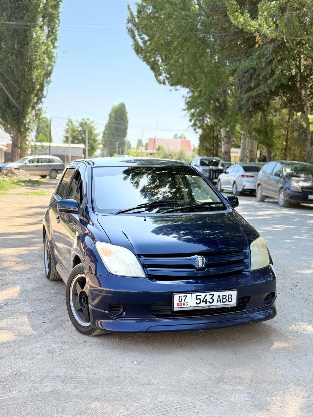 Toyota Ist: 2003 г., 1.3 л, Автомат, Бензин, Хэтчбэк: фото 3