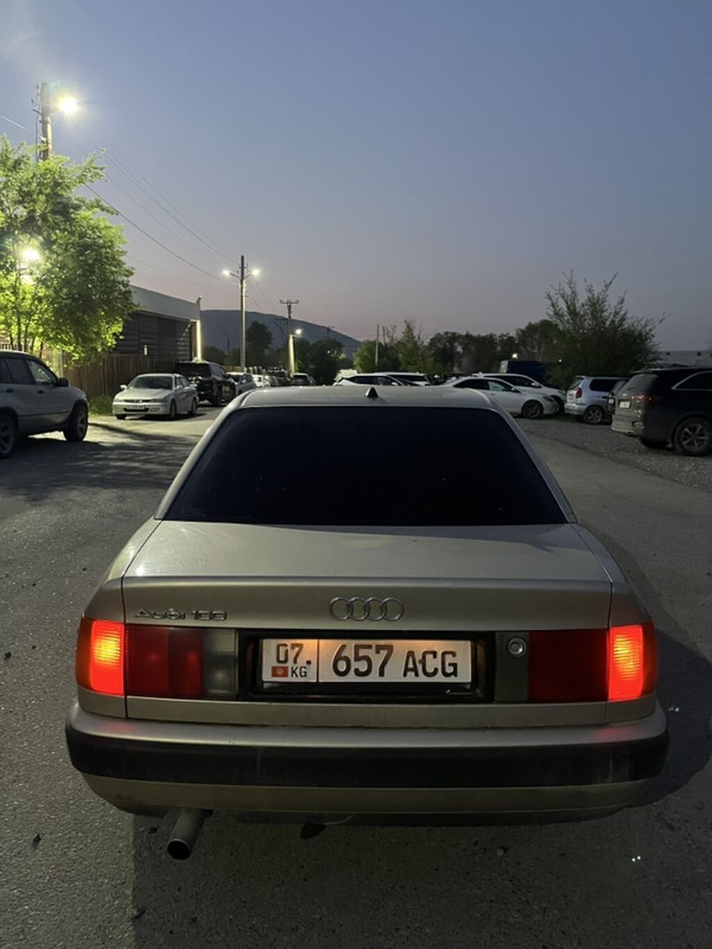 Audi 100: 1991 г., 2 л, Механика, Бензин, Седан: фото 5