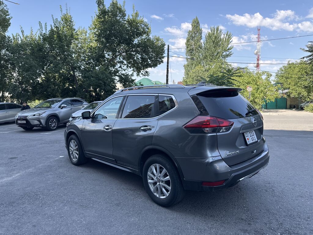 Nissan Rogue: 2018 г., 2.5 л, Вариатор, Бензин, Кроссовер — фото 4