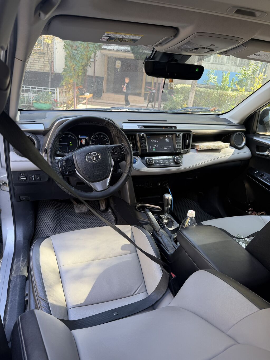Toyota RAV4: 2018 г., 2.5 л, Вариатор, Гибрид, Кроссовер: фото 5