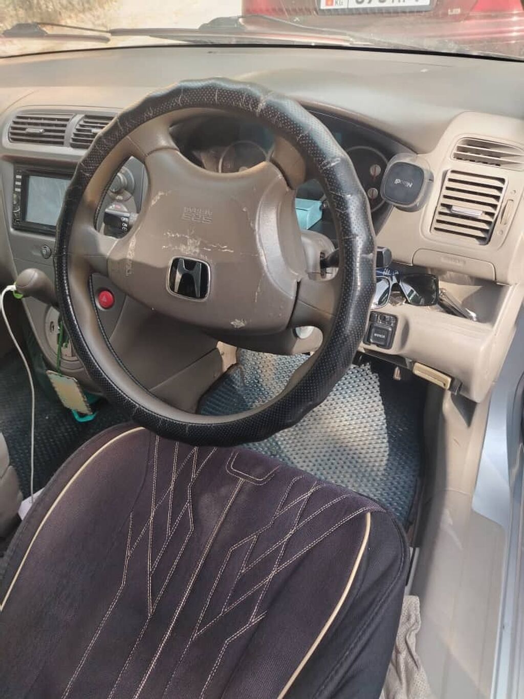 Honda Civic: 2004 г., Автомат, Бензин, Хэтчбэк: фото 7