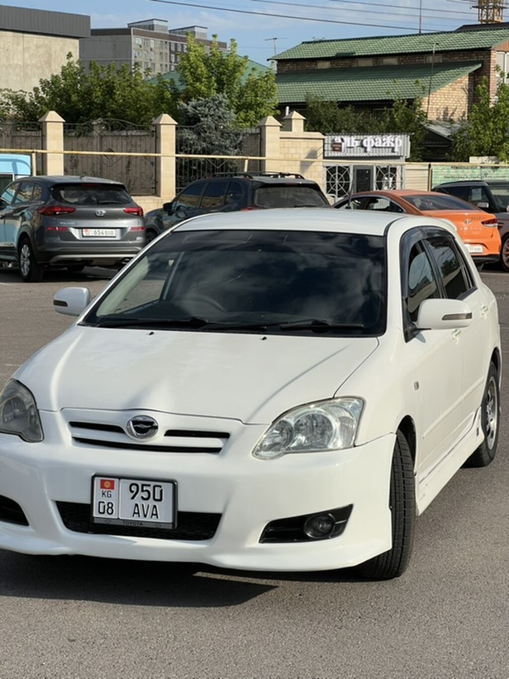 Toyota Allex: 2003 г., 1.5 л, Автомат, Бензин, Хэтчбэк — фото 1