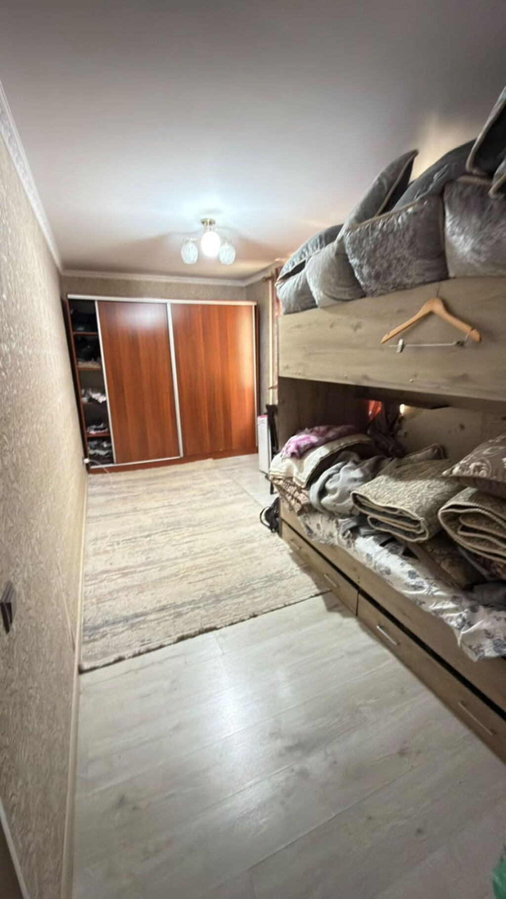 2 комнаты, 44 м², 8 мкр 104 серия, 1 этаж, Евроремонт: фото 2