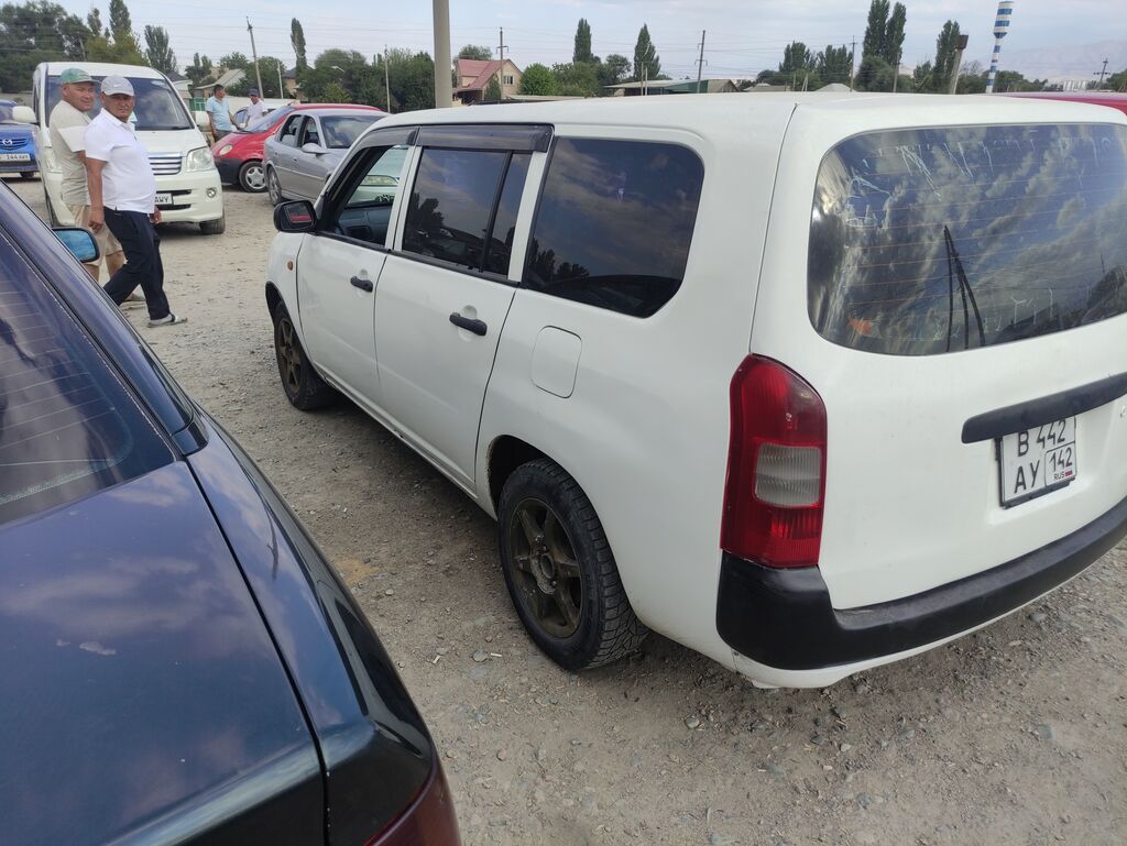 Toyota Probox: 2007 г., 1.5 л, Автомат, Бензин, Универсал: фото 4