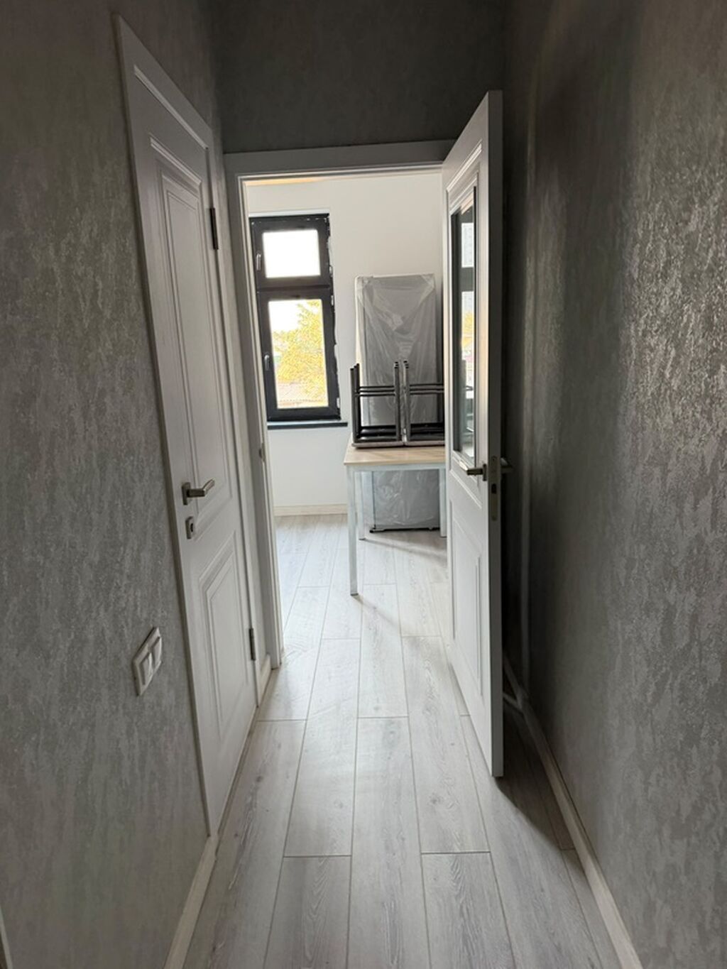 Квартиры в малоквартирном доме Гагарина 250 1-комнат месяц 35,000 сом: фото 8