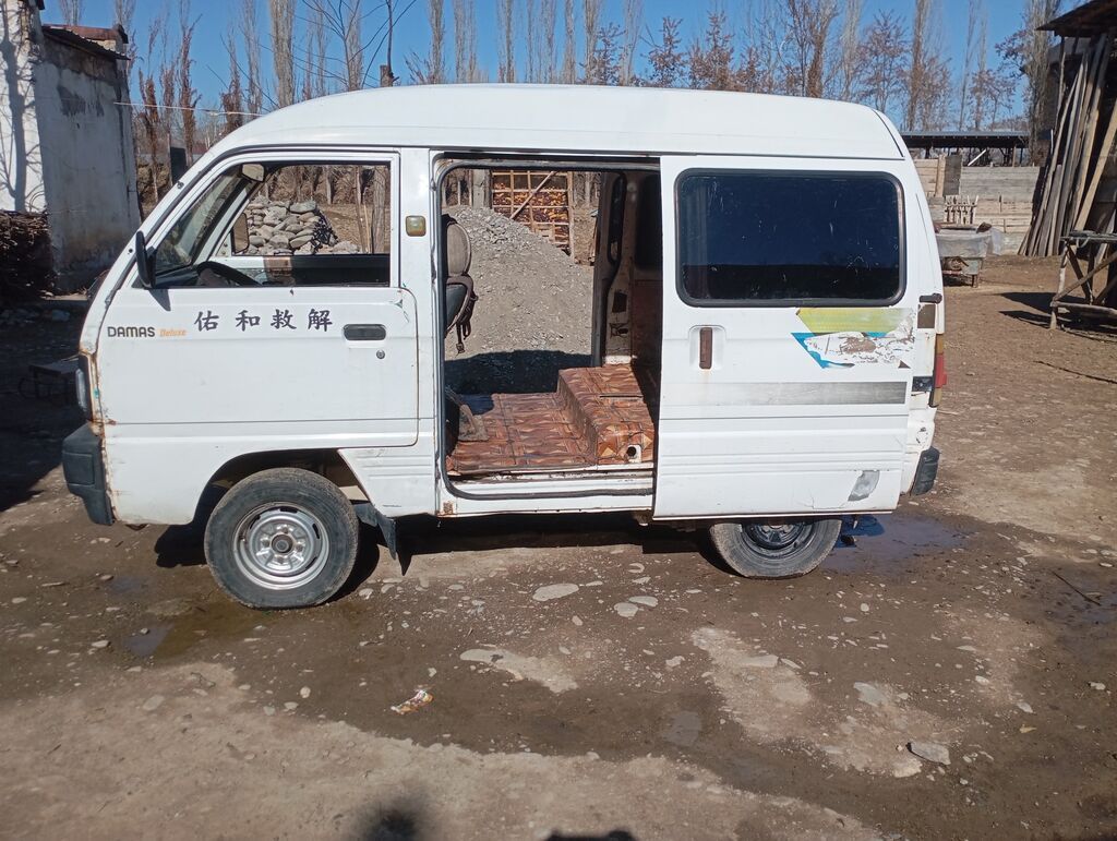 Daewoo Damas: 1998 г., 0.8 л, Механика, Бензин, Минивэн — фото 3