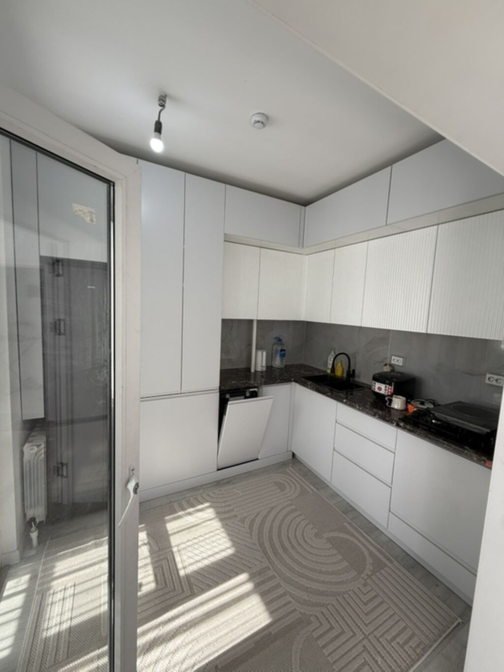 Студия, 32 м², Пишпек Элитка, 8 этаж, Косметический ремонт: фото 4