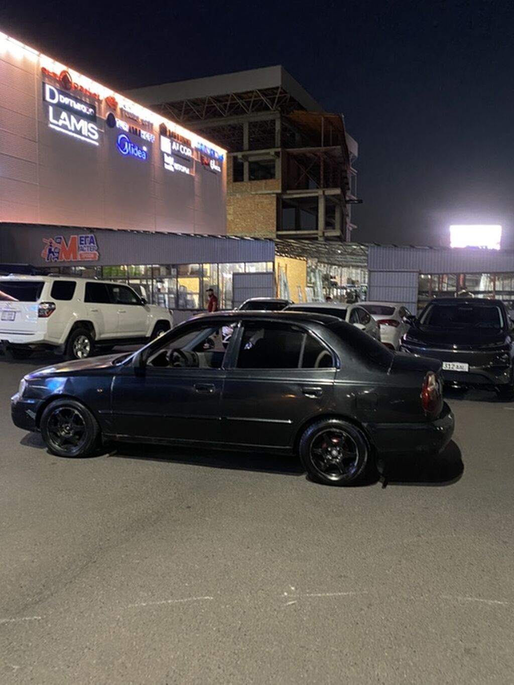 Hyundai Accent: 2007 г., 1.5 л, Механика, Бензин, Седан: фото 4