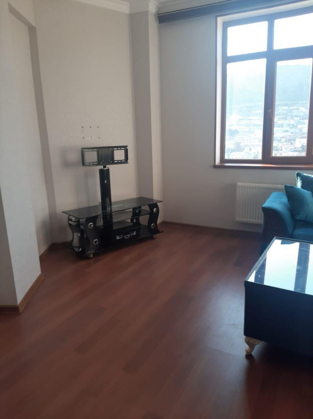 2 otaqlı, Yeni tikili, 71 kv. m