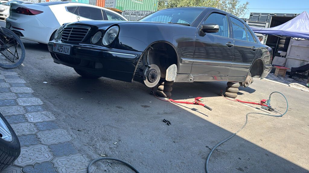 Mercedes-Benz E-Class: 2001 г., 2.7 л, Автомат, Дизель, Седан: фото 6