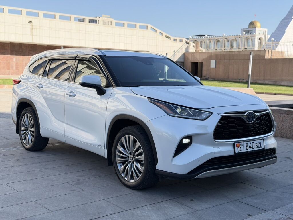 Toyota Highlander: 2022 г., 2.5 л, Вариатор, Гибрид, Кроссовер: фото 2