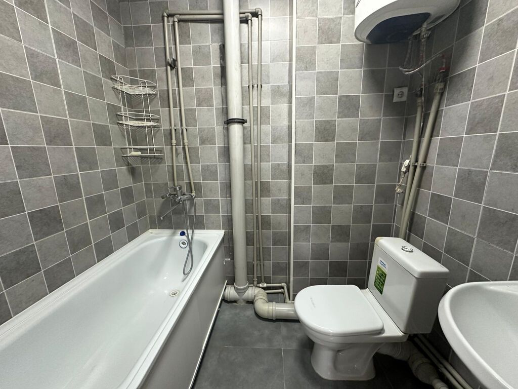 2 комнаты, 80 м², АЮ Гранд Элитка, 6 этаж, Косметический ремонт: фото 4