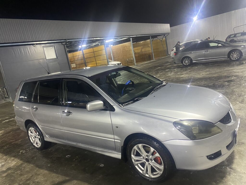 Mitsubishi Lancer