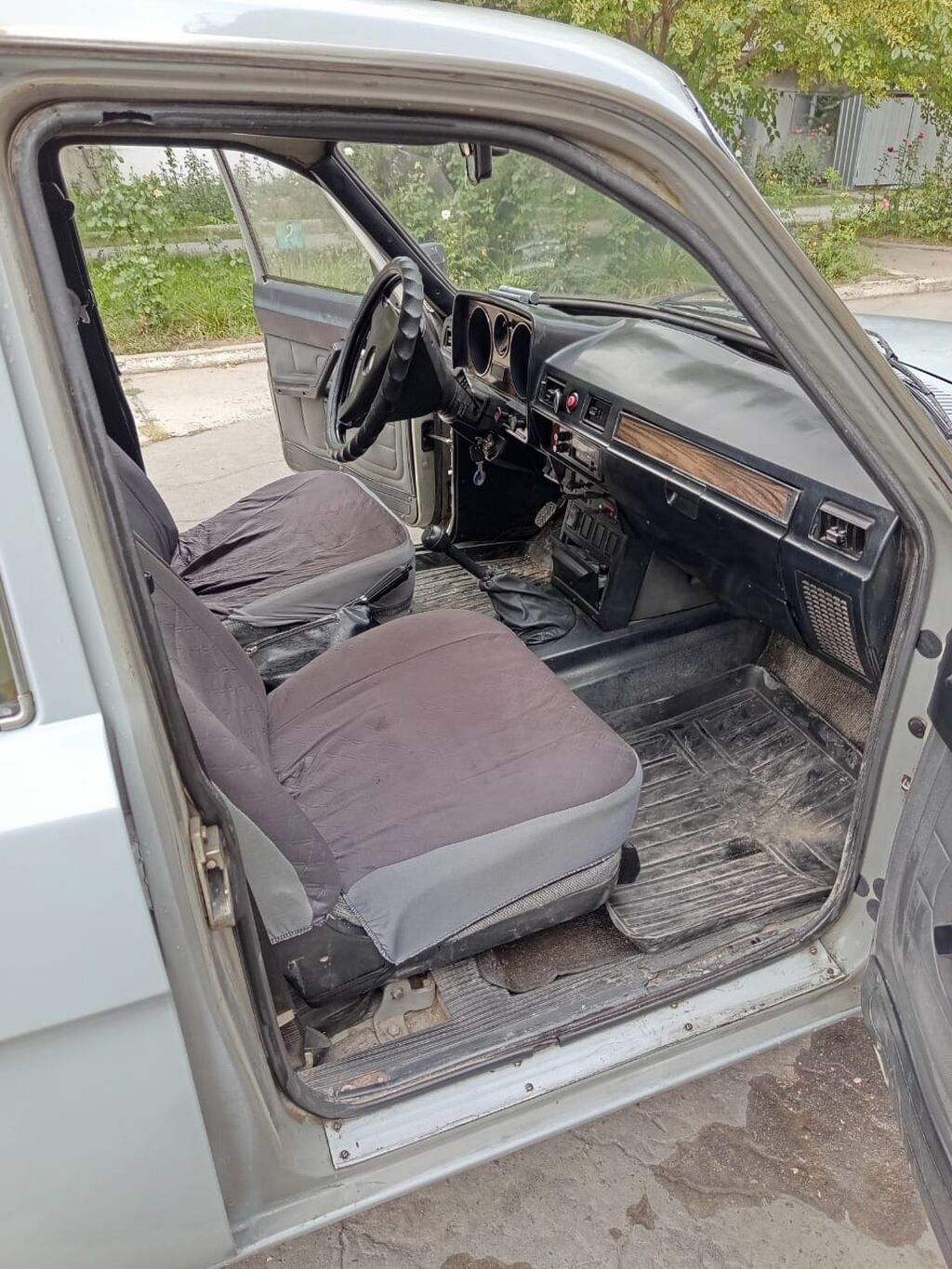 ГАЗ 31029 Volga: 1996 г., 2.4 л, Механика, Бензин, Седан: фото 4