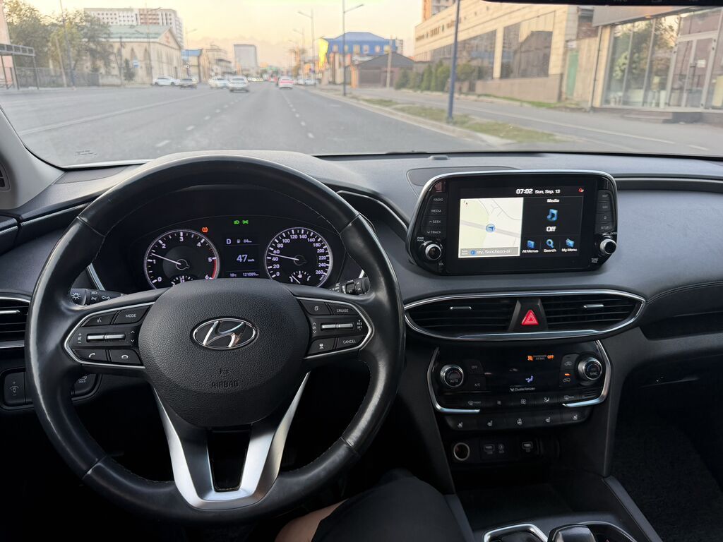 Hyundai Santa Fe: 2019 г., 2 л, Автомат, Дизель, Кроссовер: фото 8