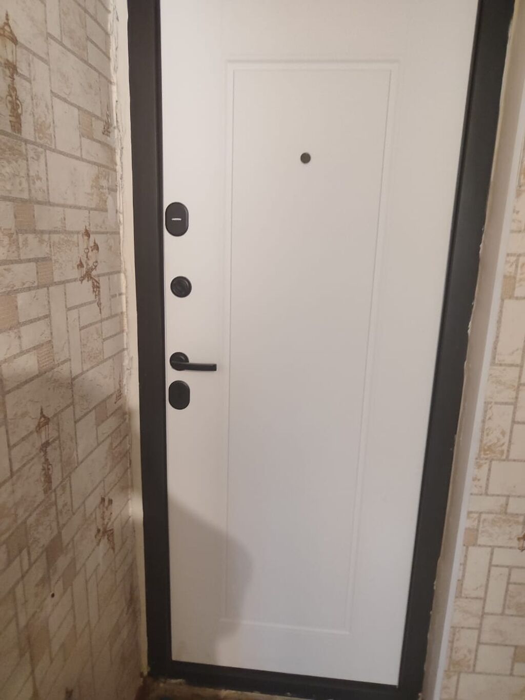 1 комната, 34 м², 12 мкр 105 серия, 2 этаж, Косметический ремонт: фото 3