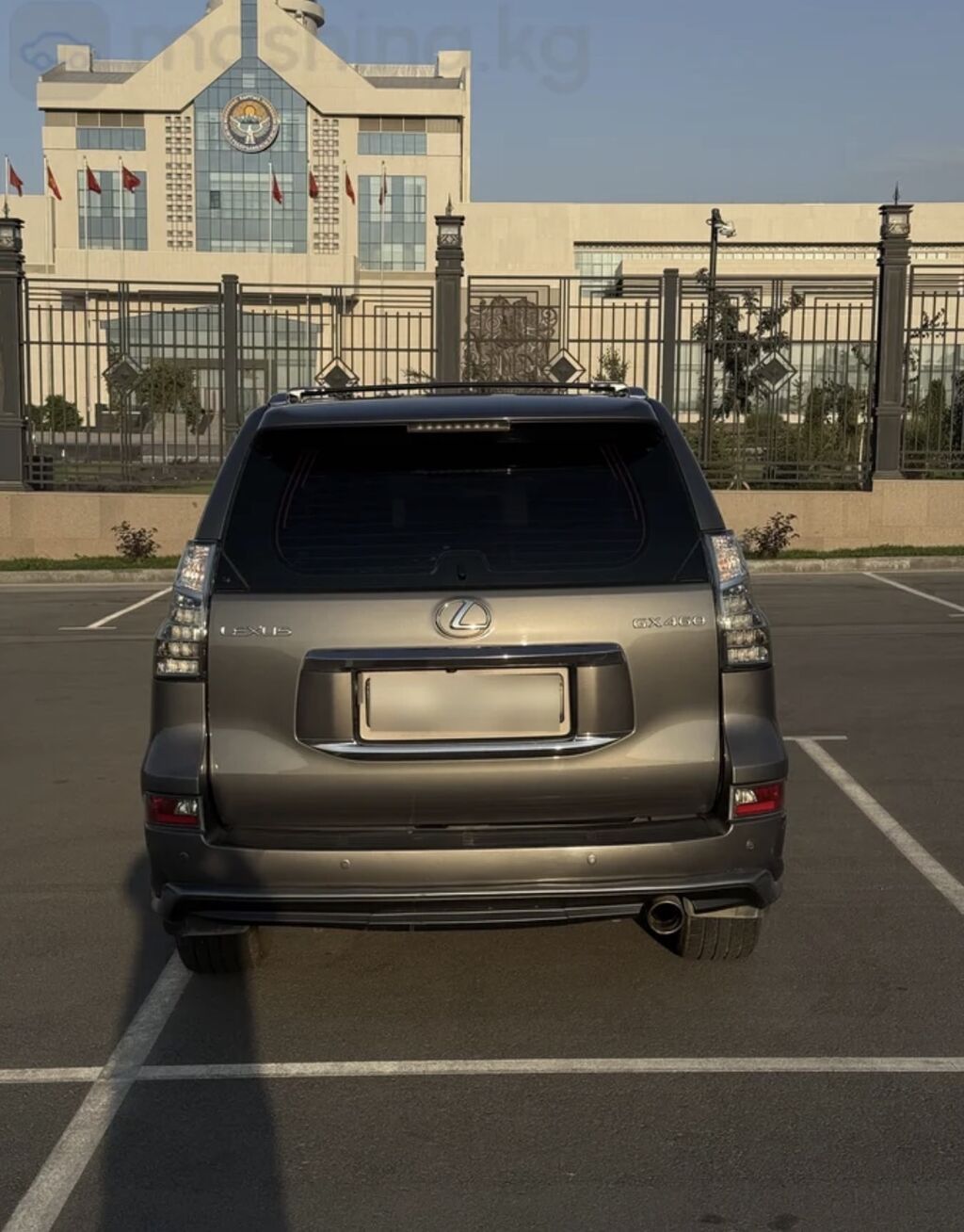 Lexus GX: 2010 г., 4.6 л, Автомат, Газ, Внедорожник: фото 5