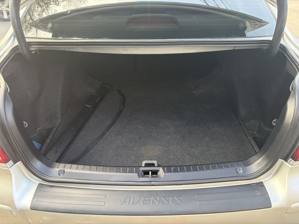 Toyota Avensis: 2008 г., 2.4 л, Автомат, Бензин, Седан: фото 8