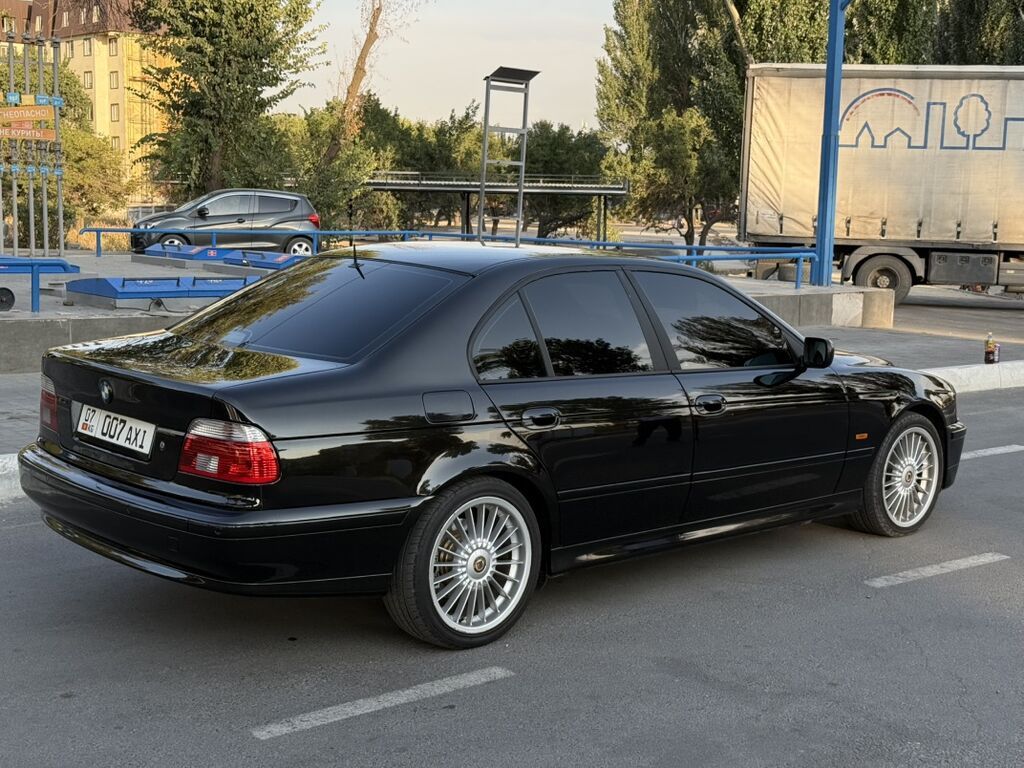 BMW 5 series: 2002 г., 3 л, Автомат, Бензин, Седан: фото 3