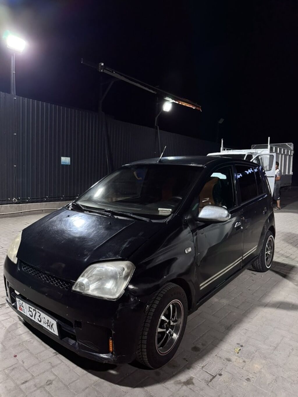 Daihatsu Cuore: 2003 г., 0.9 л, Механика, Бензин, Хэтчбэк: фото 2