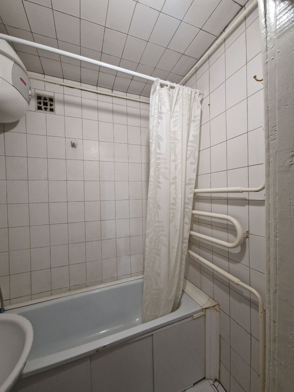 2 комнаты, 52 м², Золотой квадрат Индивидуалка, 5 этаж, Косметический ремонт: фото 4