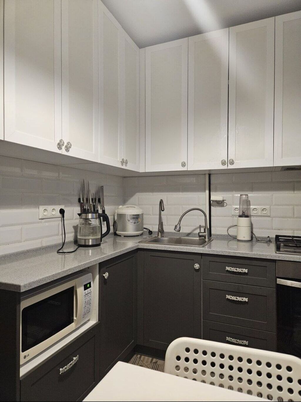 3 комнаты, 78 м², 10 мкр Индивидуалка, 3 этаж, Дизайнерский ремонт: фото 6