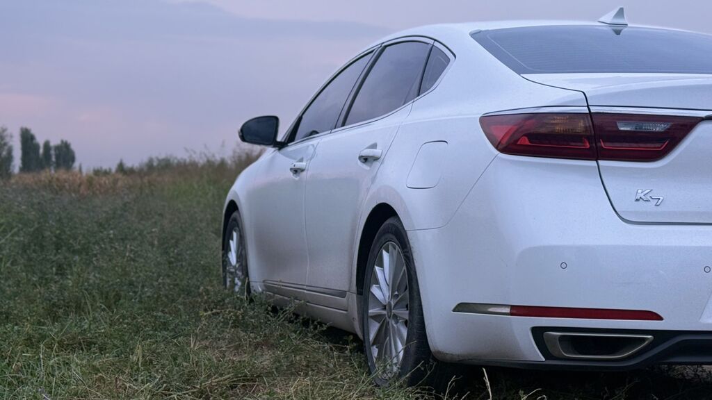 Kia K7: 2017 г., 3 л, Автомат, Газ, Седан: фото 2