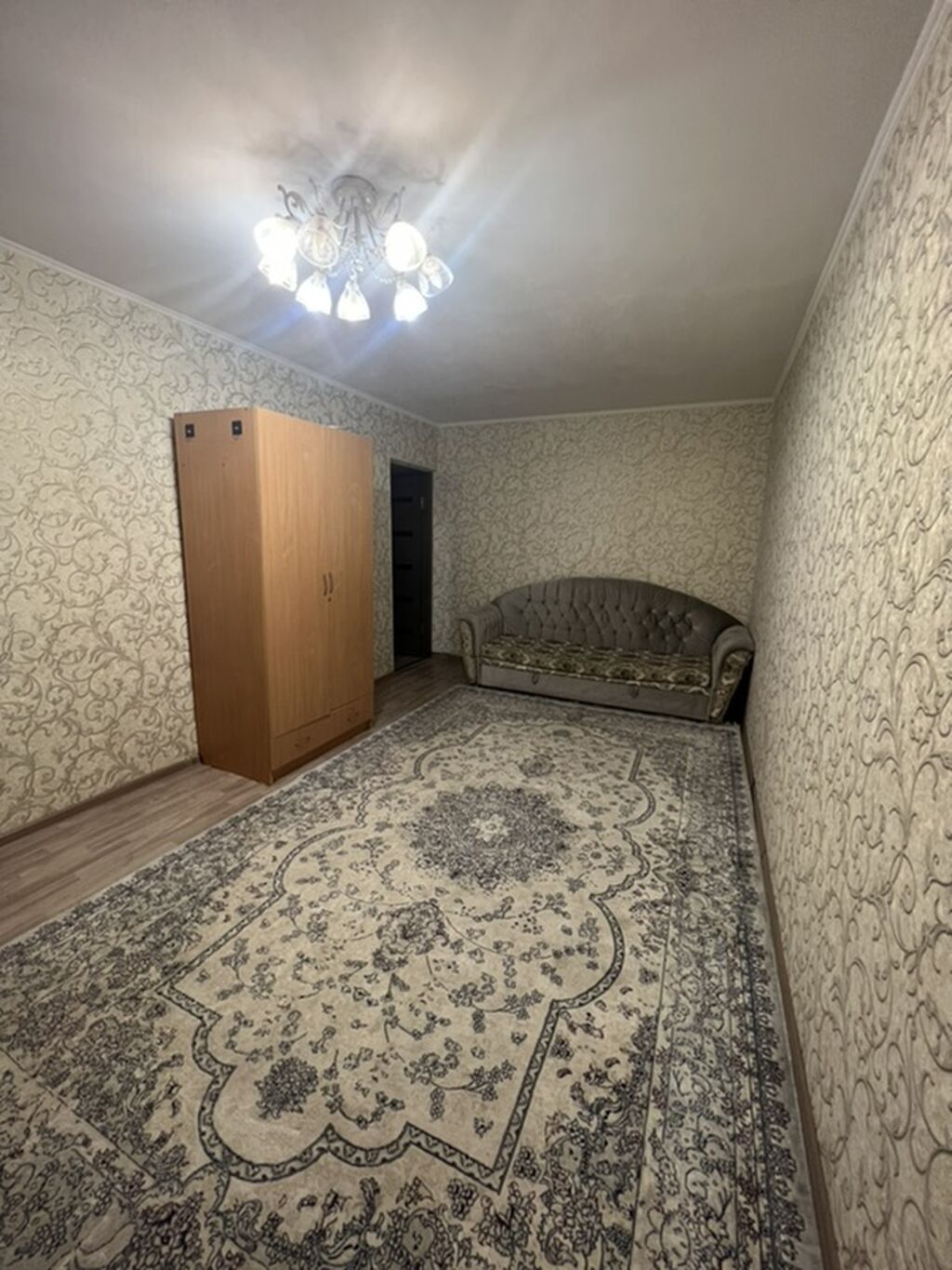 1 комната, 32 м², 8 мкр 104 серия, 1 этаж, Косметический ремонт: фото 2
