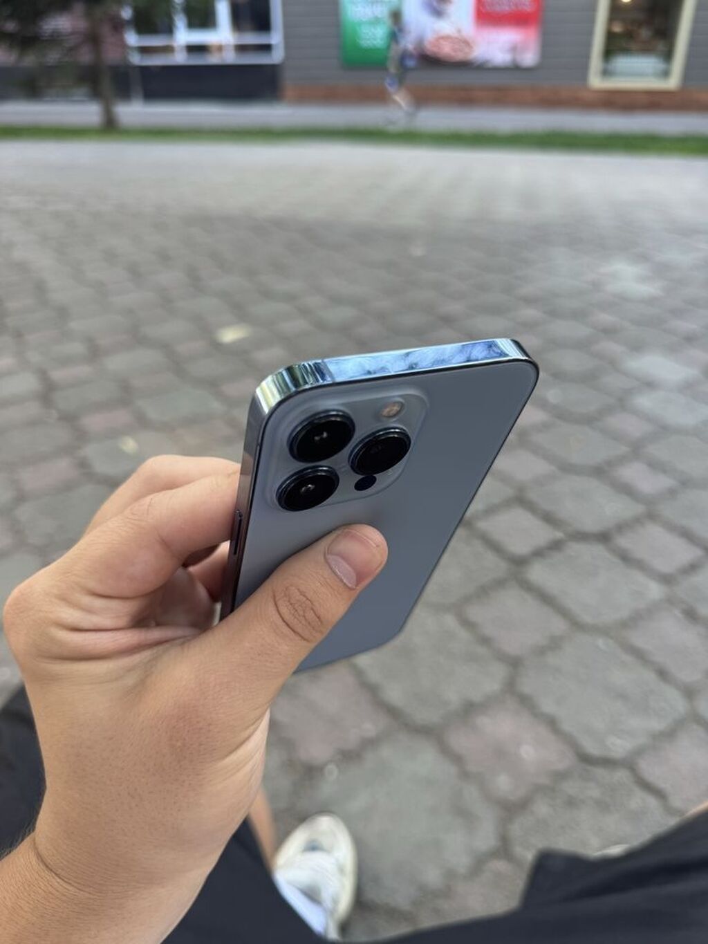IPhone 13 Pro, Б/у, 256 ГБ, Sierra Blue, Зарядное устройство, 77 %: фото 4