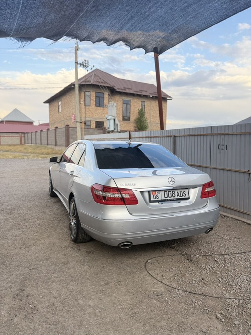 Mercedes-Benz E-Class: 2010 г., 3.5 л, Автомат, Бензин, Седан: фото 4