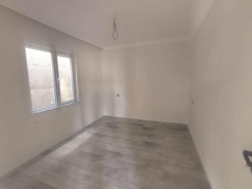 3 otaqlı, 70 kv. m, Yeni təmirli
