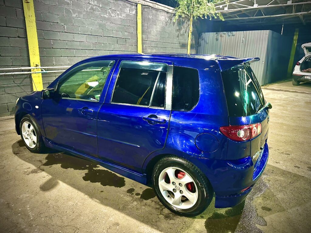 Mazda Demio: 2004 г., 1.5 л, Автомат, Бензин, Хэтчбэк: фото 5