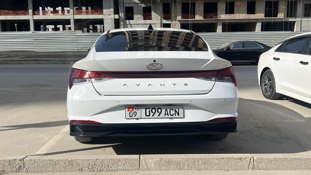 Hyundai Avante: 2021 г., 1.6 л, Робот, Гибрид, Седан: фото 6