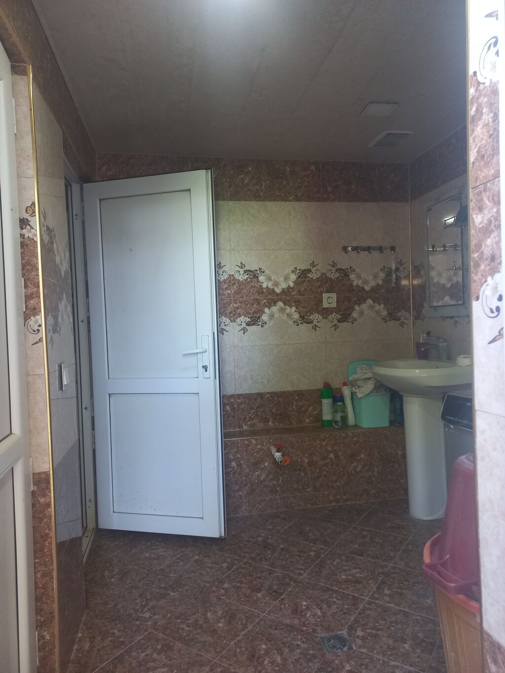 5 otaqlı, 200 kv. m, Kredit yoxdur, Yeni təmirli