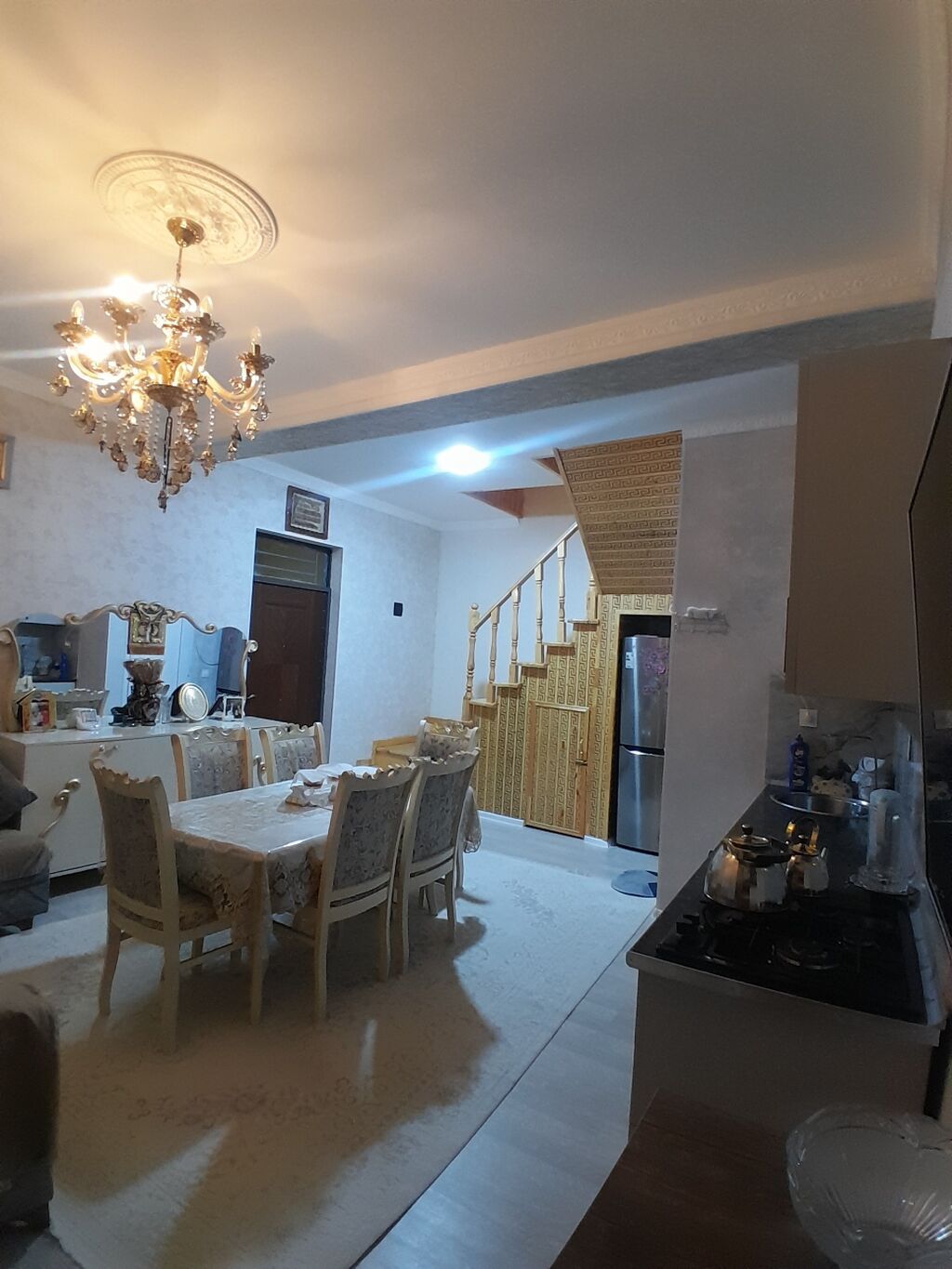 5 otaqlı, 95 kv. m, Kredit yoxdur, Yeni təmirli