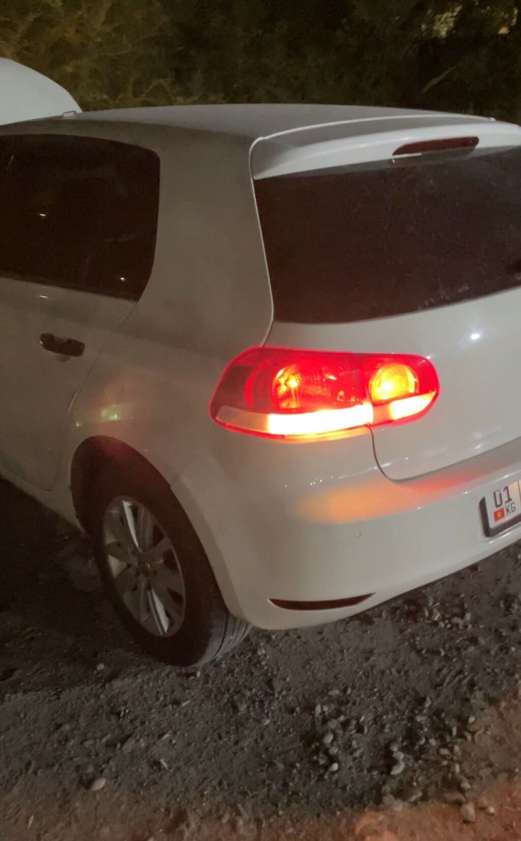 Volkswagen Golf: 2009 г., 1.6 л, Автомат, Бензин, Хэтчбэк: фото 5