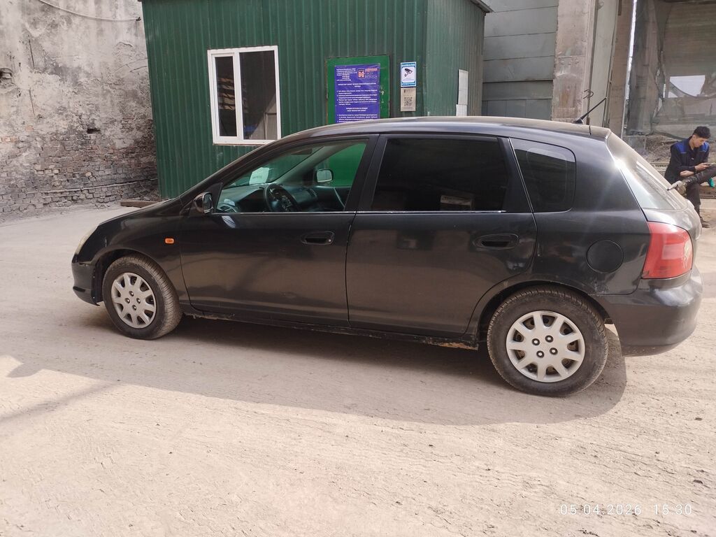 Honda Civic: 2001 г., 1.7 л, Автомат, Бензин, Хэтчбэк: фото 4