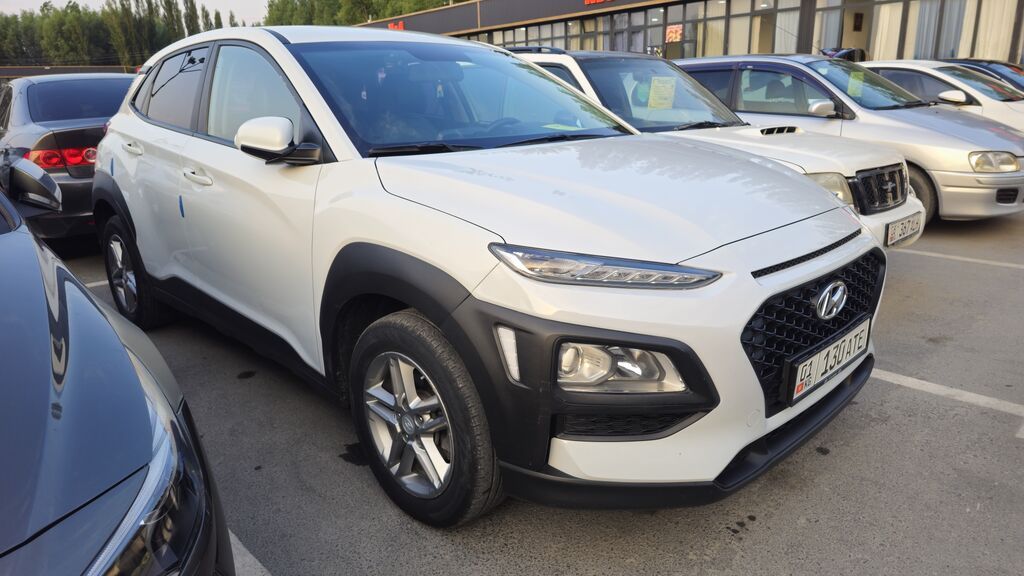 Hyundai Kona: 2018 г., 1.6 л, Автомат, Бензин, Кроссовер: фото 3