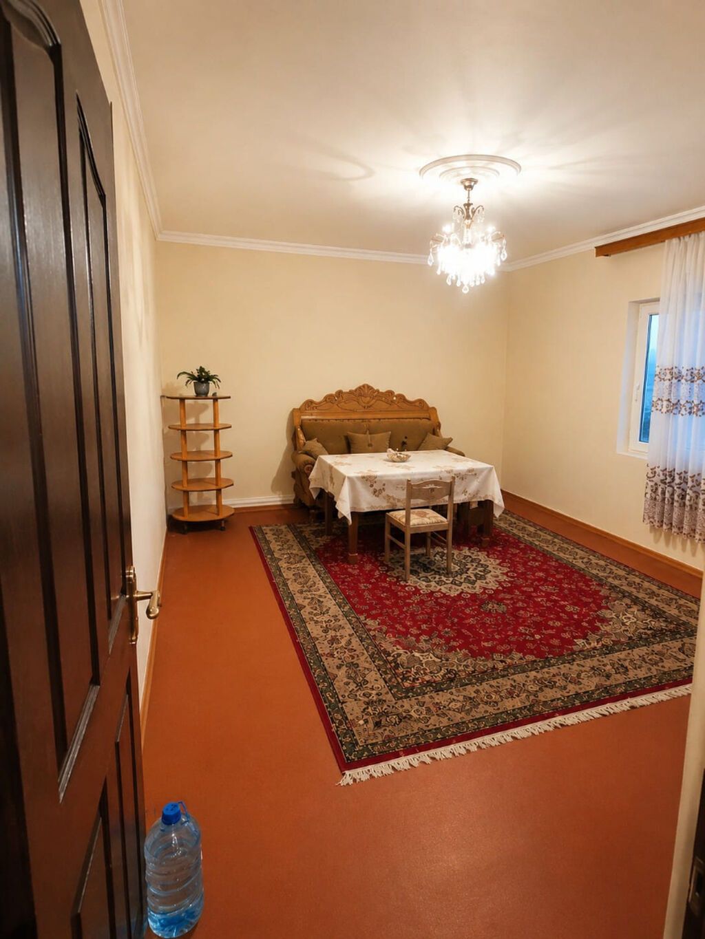 2 otaqlı, 80 kv. m, Orta təmir