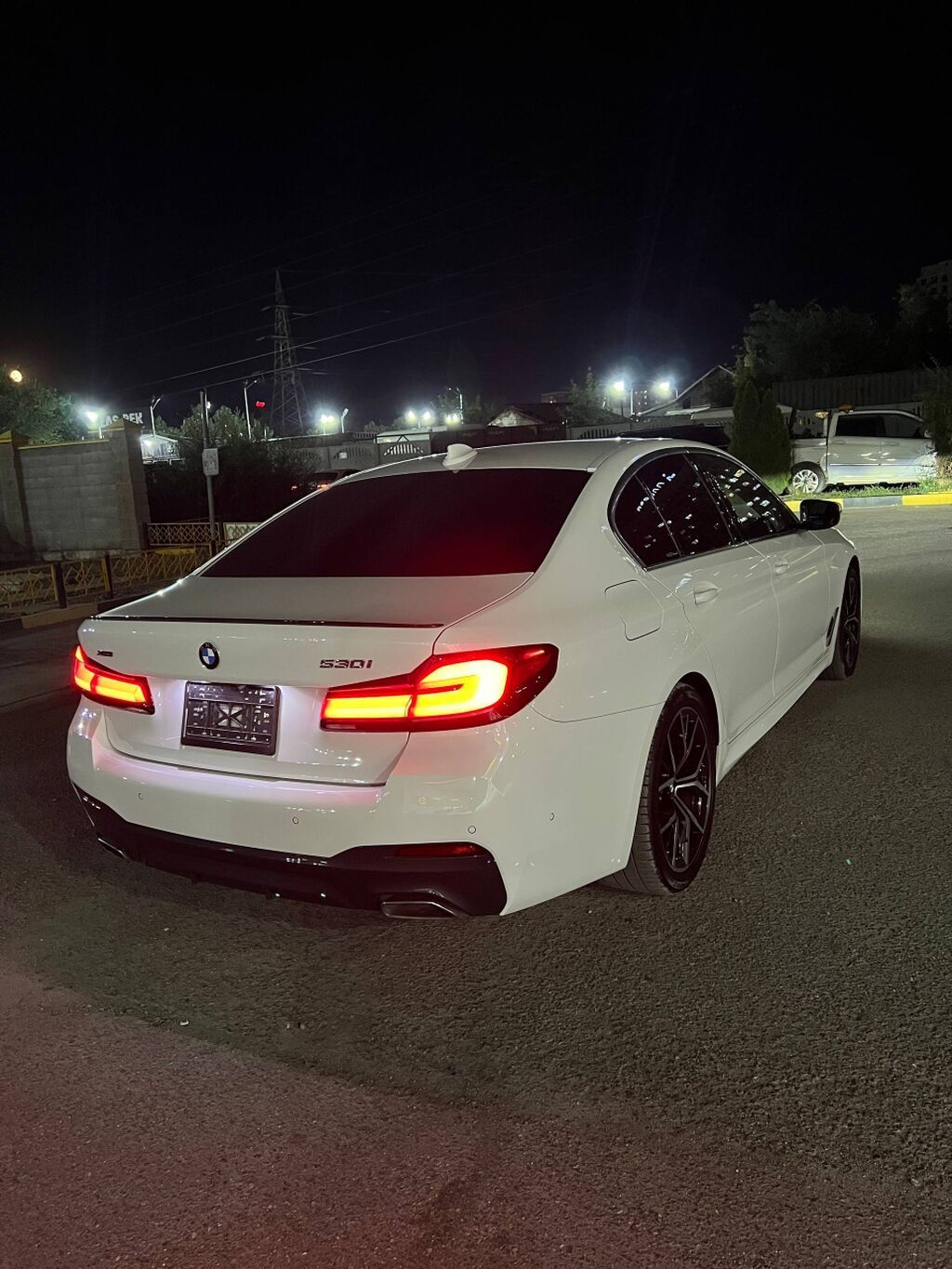 BMW 5 series: 2022 г., 2 л, Автомат, Бензин, Седан: фото 3