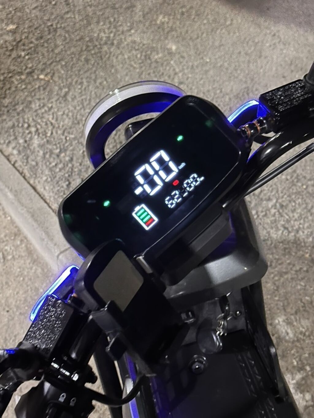 Электроскутер U-B1 1500W 64\40 Запас 80-110 Ограничитель убран: фото 7