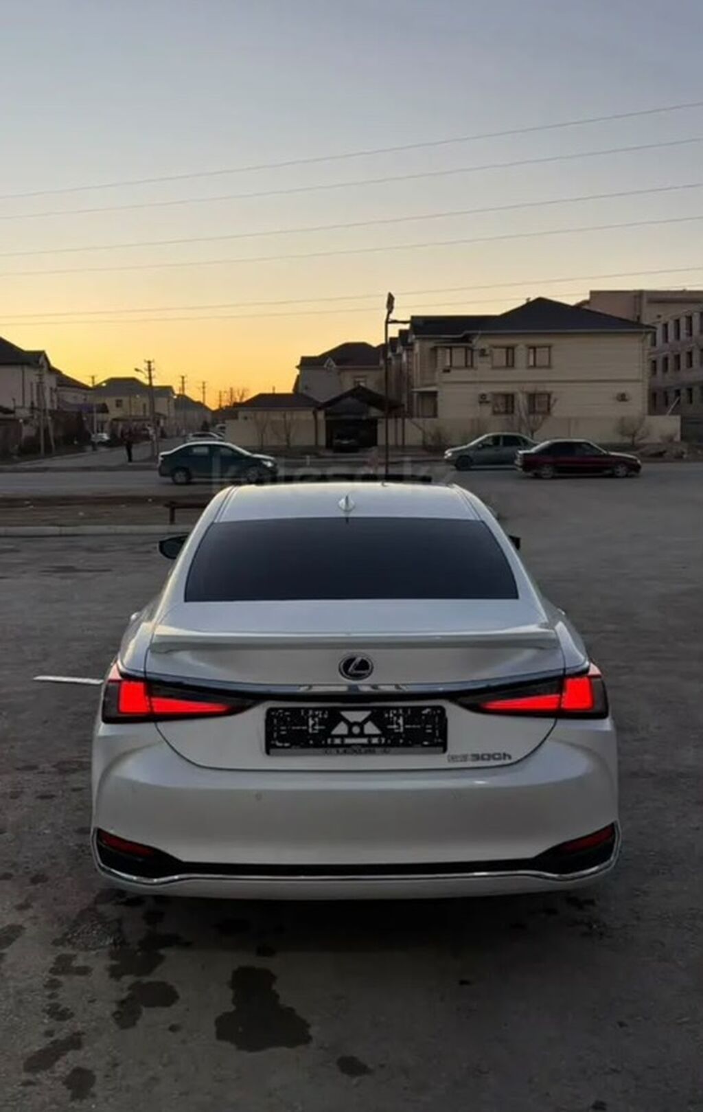 Lexus ES: 2019 г., 2.5 л, Автомат, Гибрид, Седан: фото 7