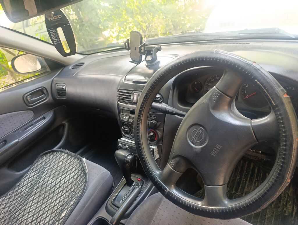 Nissan Wingroad: 2001 г., 1.5 л, Автомат, Бензин, Универсал: фото 6