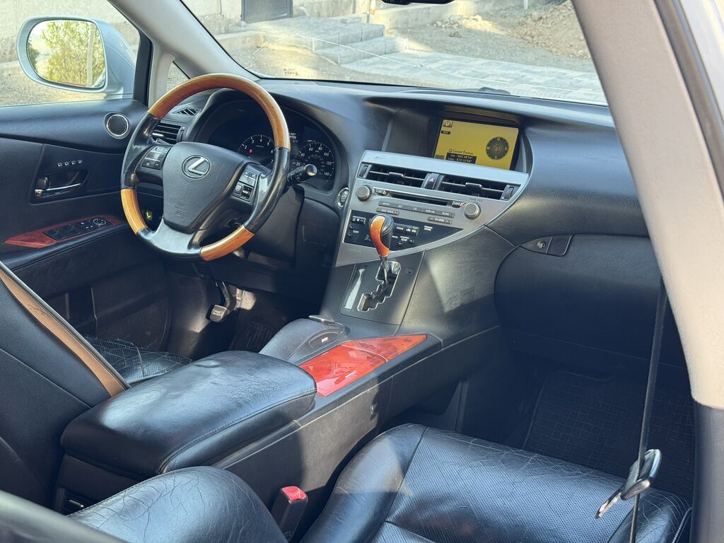 Lexus RX: 2009 г., 3.5 л, Автомат, Газ, Внедорожник: фото 6